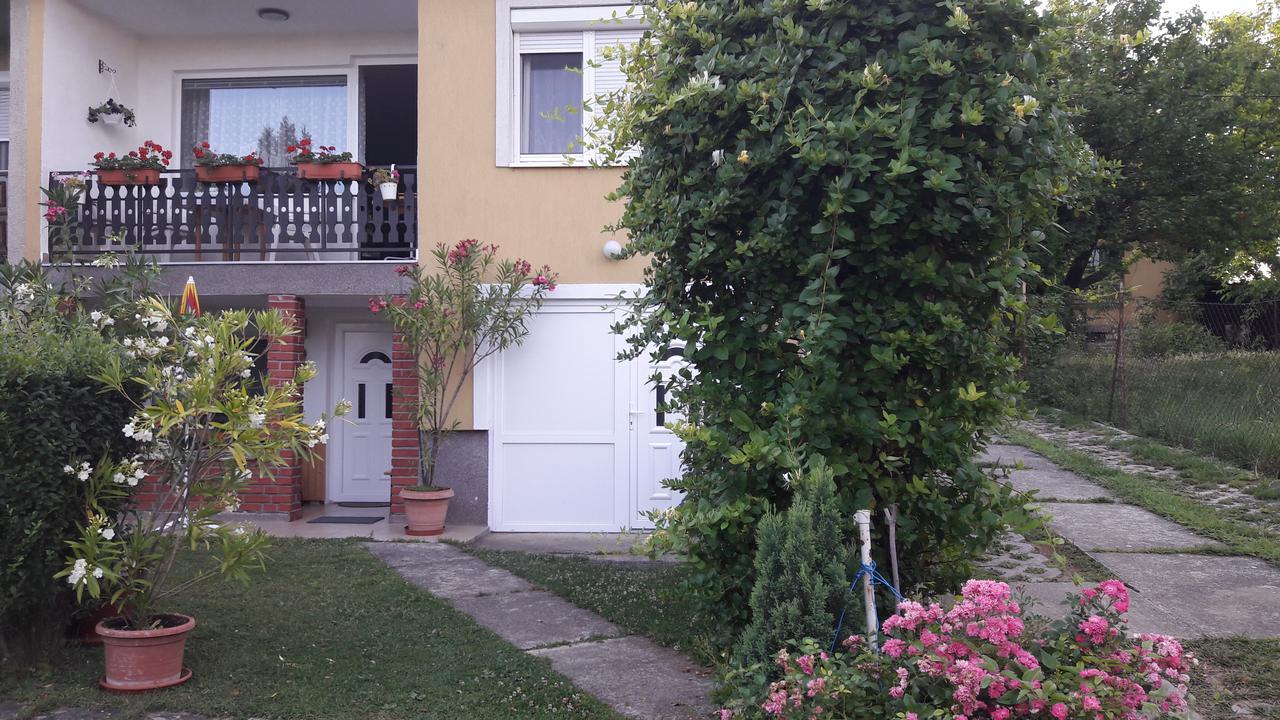 Edes Otthon Villa Balatonfured Luaran gambar