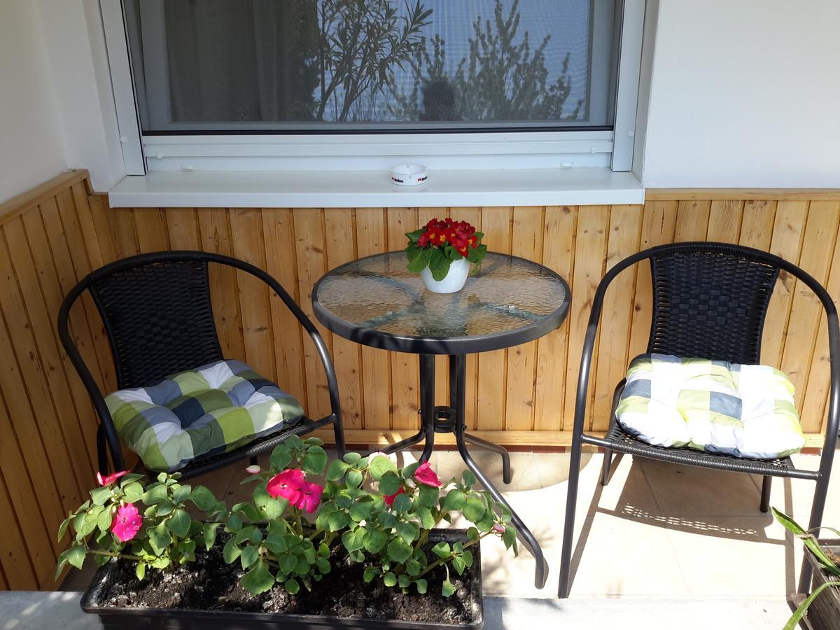 Edes Otthon Villa Balatonfured Luaran gambar
